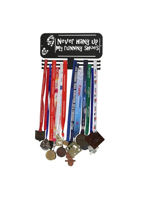 RUNWYND Never Hang Up My Running Shoes Medal Hanger - One Foot - Black (38 cm x 23 cm)